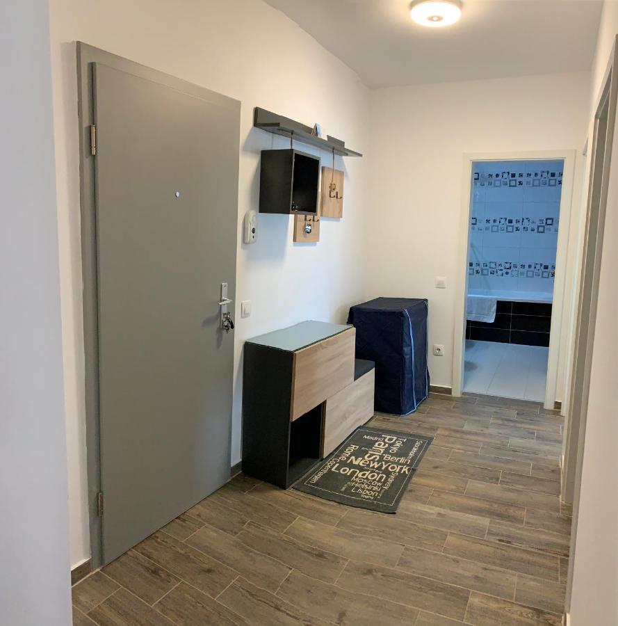 Dream Apartment Brasov - West Екстер'єр фото