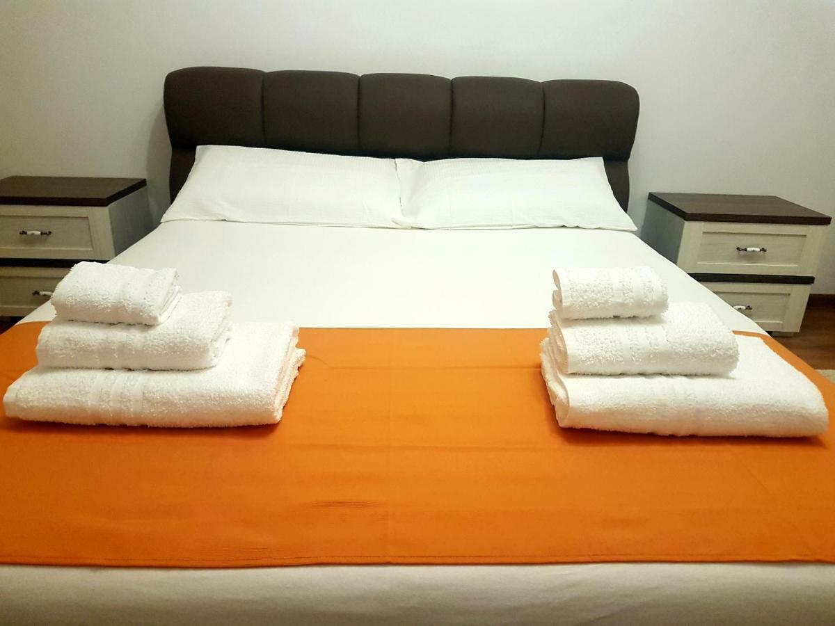 Dream Apartment Brasov - West Екстер'єр фото